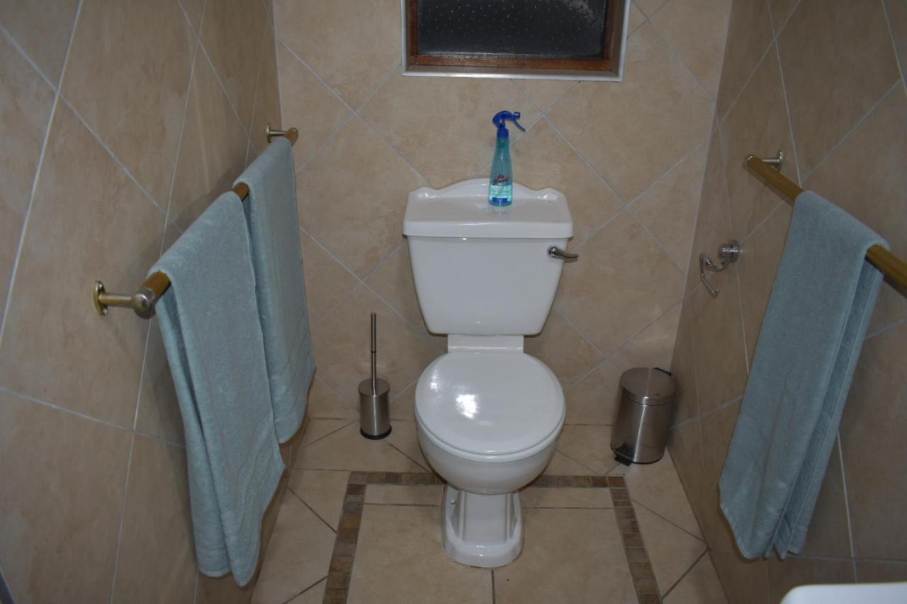 105 On Sarel Cilliers Apartamento