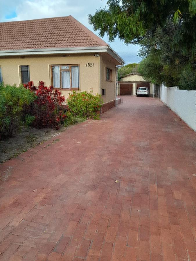 Apartment 105 On Sarel Cilliers Cape Town